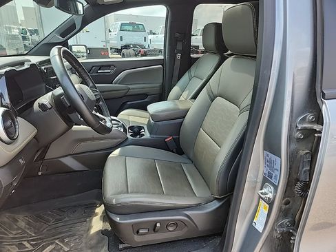 Certified 2025 Chevrolet Colorado ZR2 w/ Technology Package AWD/4WD image 46