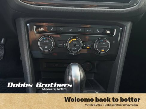 Used 2021 Volkswagen Tiguan SE w/ Panoramic Sunroof Package FWD image 29