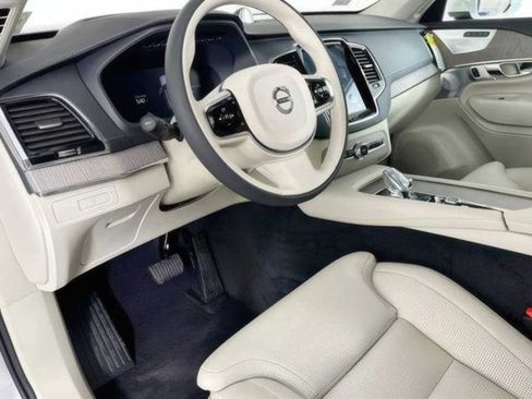 Used 2025 Volvo XC90 T8 Ultra w/ Protection Package image 7