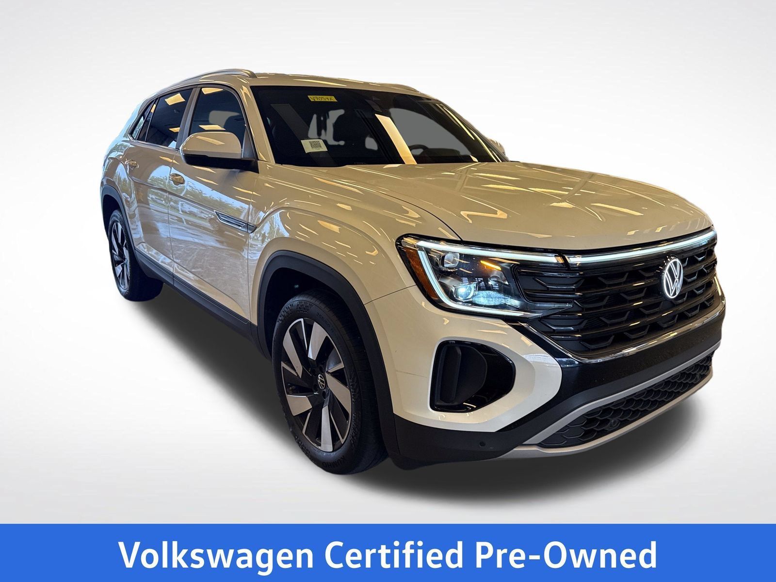Certified 2024 Volkswagen Atlas Cross Sport SE AWD/4WD image 8
