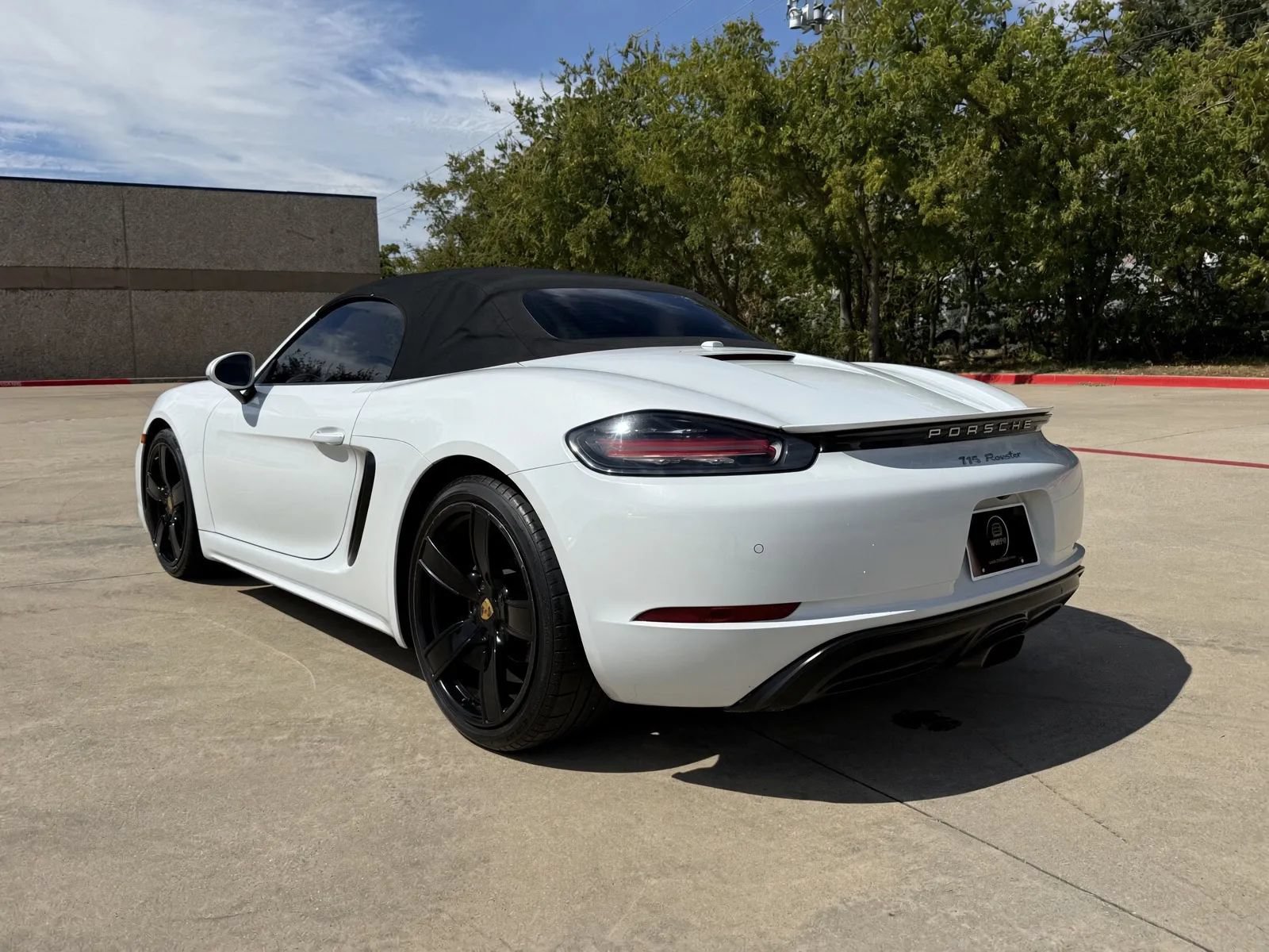 Used 2018 Porsche 718 Boxster RWD image 6