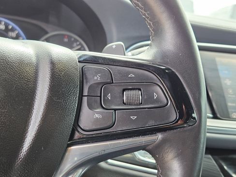 Used 2022 Buick Enclave Premium w/ Experience Buick Package FWD image 18