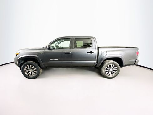 Used 2022 Toyota Tacoma Limited RWD image 4
