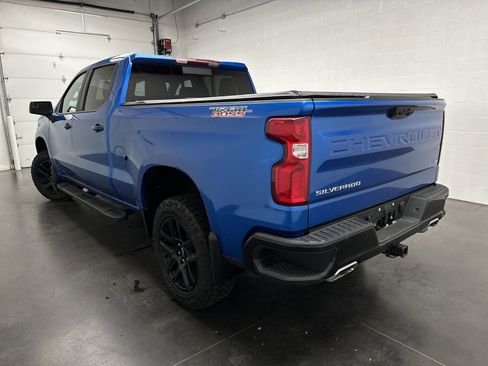 Used 2024 Chevrolet Silverado 1500 LT Trail Boss w/ Convenience Package II image 7