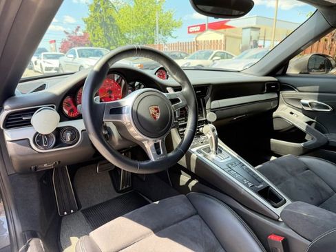 Used 2014 Porsche 911 GT3 RWD image 13