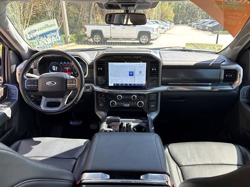 Used 2022 Ford F150 Lariat w/ Trailer Tow Package AWD/4WD image 8