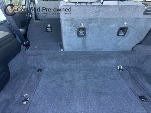 Used 2025 Jeep Wrangler Unlimited Sahara w/ Safety Group AWD/4WD image 16