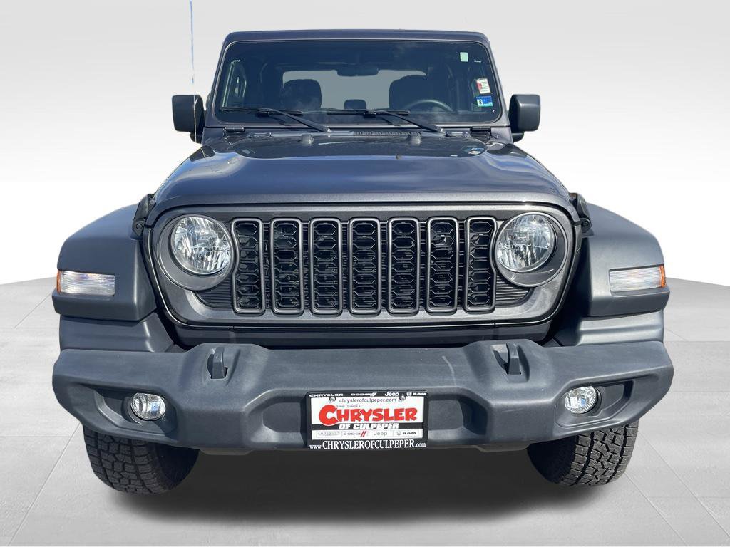 Used 2021 Jeep Gladiator Sport w/ Trailer Tow Package AWD/4WD image 17
