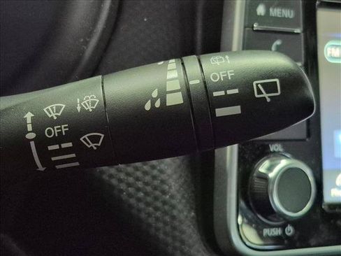 Used 2023 Nissan Kicks S FWD image 14