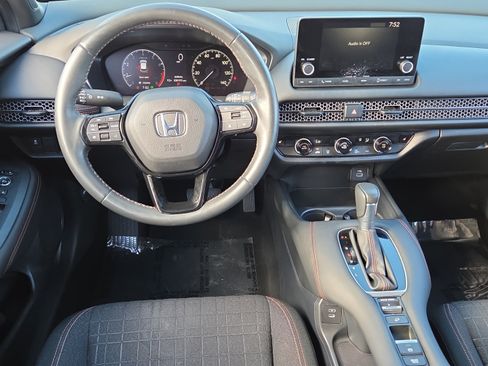 Used 2024 Honda HR-V Sport image 12