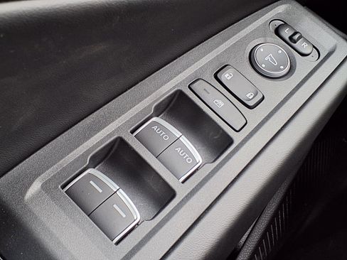 New 2025 Honda Accord SE image 28