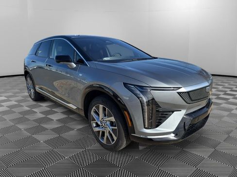 New 2026 Cadillac Optiq Luxury 1 image 1