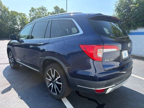 Certified 2020 Honda Pilot Touring image 3