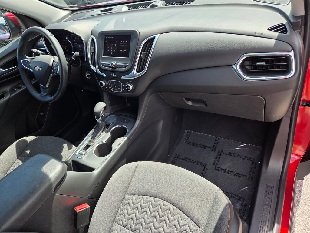 Used 2024 Chevrolet Equinox LT w/ LPO, Cargo Package FWD image 18