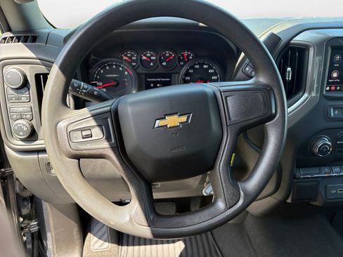 Used 2021 Chevrolet Silverado 1500 Custom AWD/4WD image 13