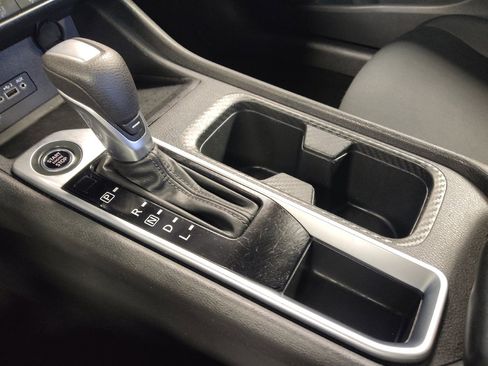 Used 2023 Nissan Sentra SV FWD image 26