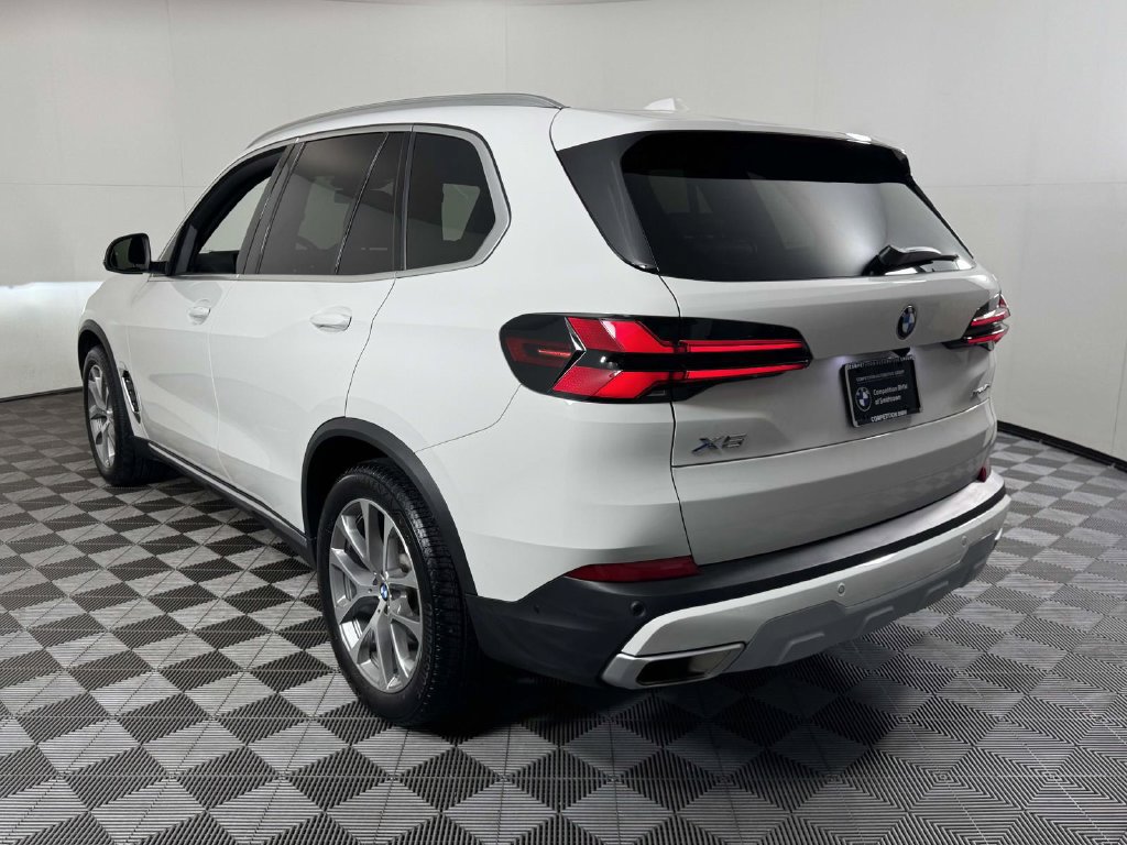 Used 2026 BMW X5 xDrive40i w/ Premium Package AWD/4WD image 8