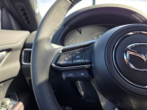 New 2025 MAZDA CX-5 Signature image 30