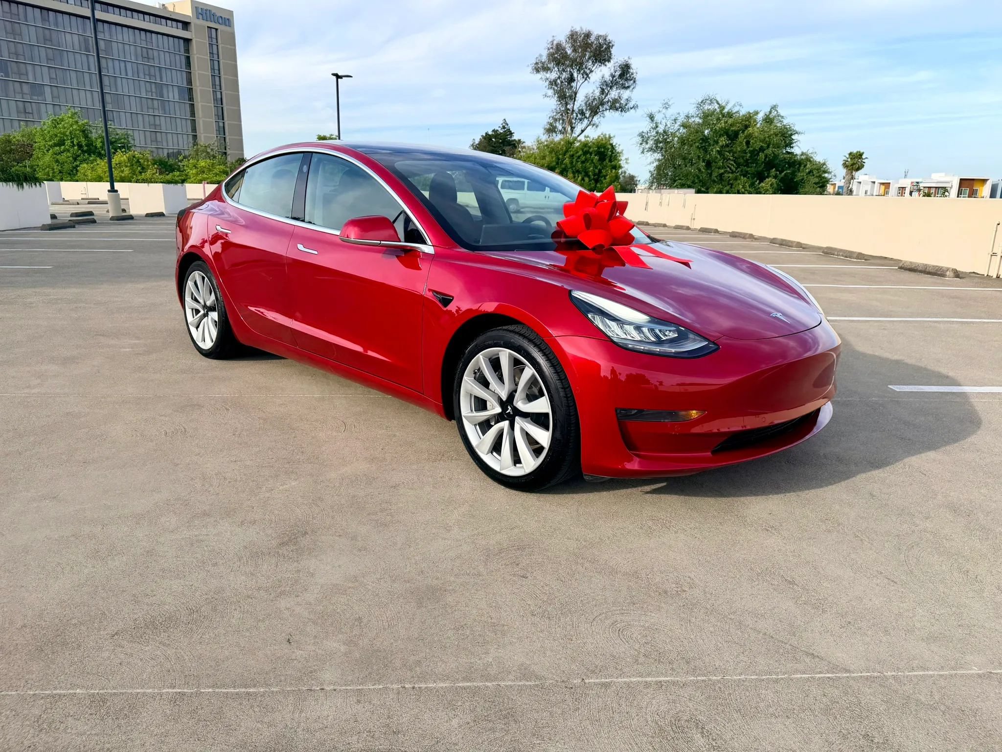 Used 2020 Tesla Model 3 Standard Range Plus RWD image 3