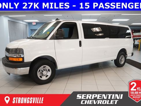 Used 2016 Chevrolet Express 3500 LT w/ LT Preferred Equipment Group image 1