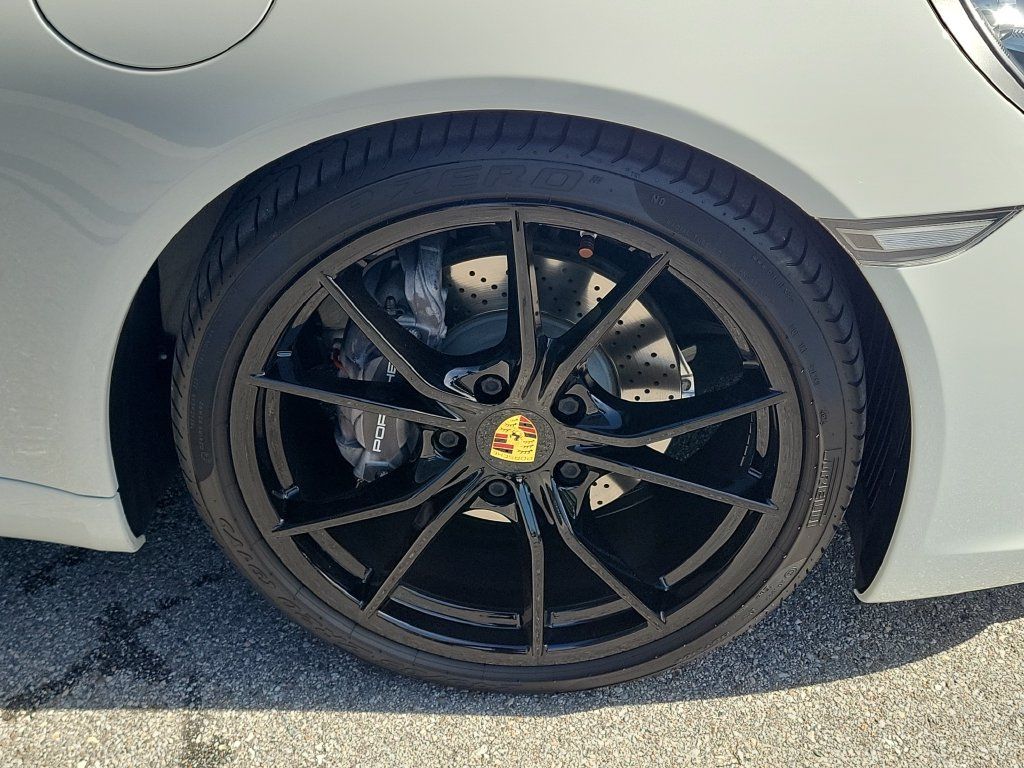 Certified 2019 Porsche 911 Carrera T RWD image 13