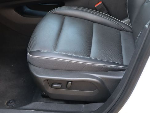 Used 2023 Buick Envision Essence FWD image 14