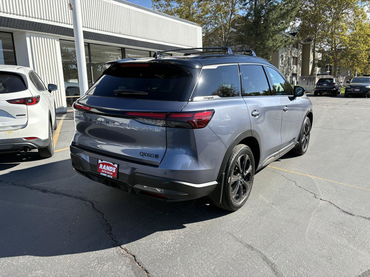Used 2026 INFINITI QX60 Autograph w/ Dark Cargo Package AWD/4WD image 16