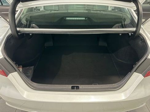 Used 2023 Toyota Camry XSE image 14