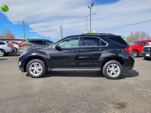 Used 2017 Chevrolet Equinox LT w/ Convenience Package image 4