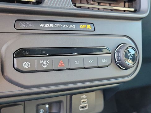 New 2026 Ford Maverick Lobo AWD/4WD image 27