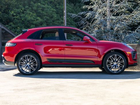 New 2026 Porsche Macan S AWD/4WD image 12