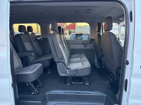 Used 2023 Ford Transit 350 XLT image 9