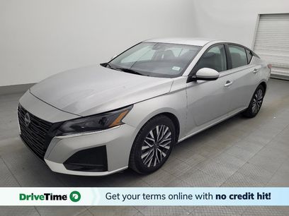 Used 2023 Nissan Altima 2.5 SV