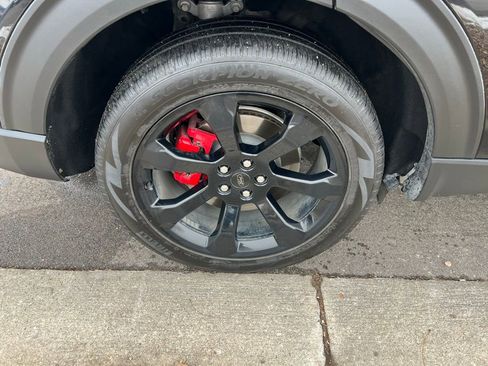 Used 2023 Ford Explorer ST w/ Equipment Group 401A image 11