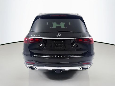 Used 2024 Mercedes-Benz GLS 450 4MATIC image 28