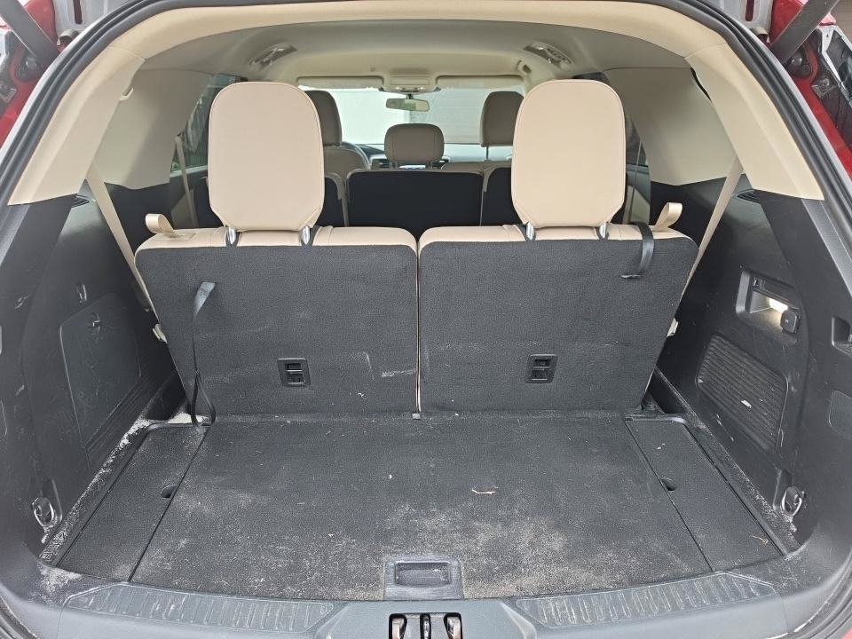 Used 2021 Ford Explorer XLT w/ Equipment Group 202A AWD/4WD image 9