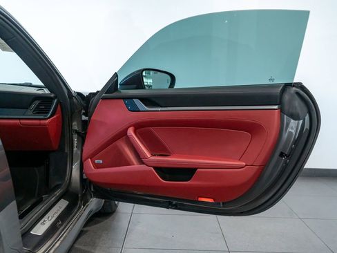 Certified 2022 Porsche 911 Carrera 4 AWD/4WD image 23