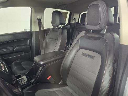 Used 2016 GMC Canyon SLE w/ All Terrain Package image 21