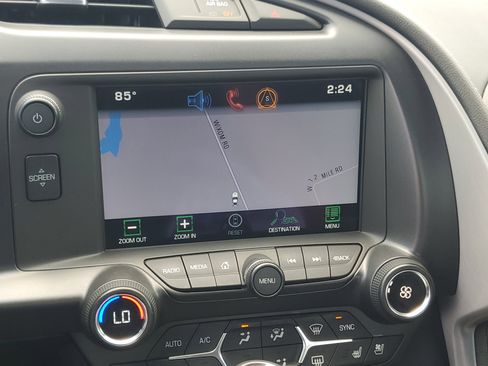 Used 2015 Chevrolet Corvette Z06 w/ 2LZ Preferred Equipment Group image 17