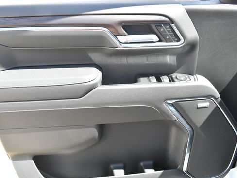 New 2026 GMC Sierra 1500 SLT w/ SLT Premium Plus Package image 16