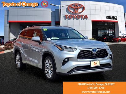Used 2024 Toyota Highlander Platinum