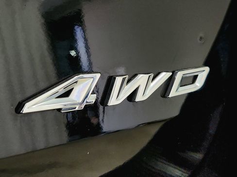 Used 2022 Ford Explorer XLT AWD/4WD image 34