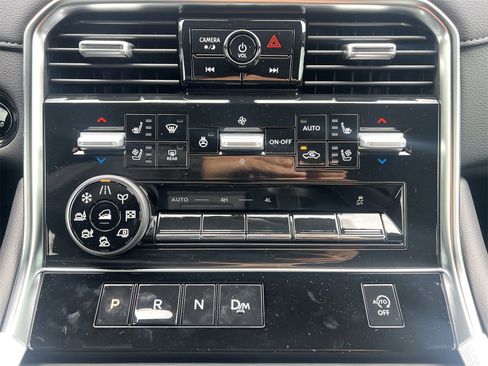 New 2025 Nissan Armada Platinum w/ Convenience Package image 7