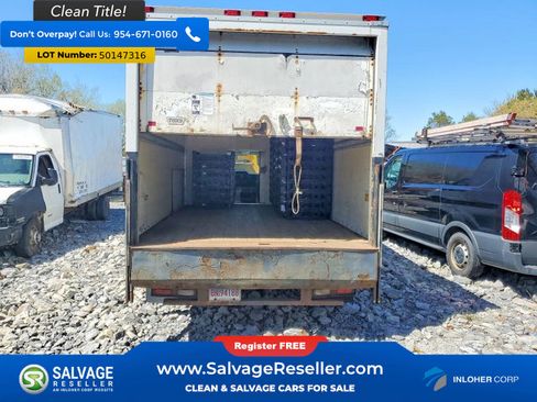 Used 2010 Ford E-350 and Econoline 350 Super Duty RWD image 8