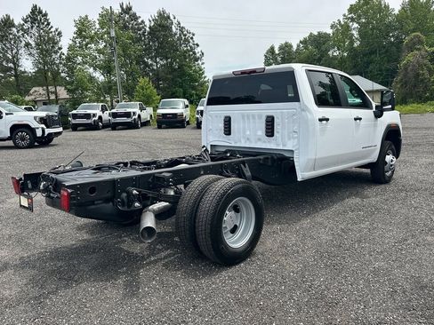 New 2026 GMC Sierra 3500 Pro w/ Convenience Package AWD/4WD image 6