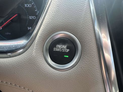 Used 2023 Chevrolet Traverse LS image 28