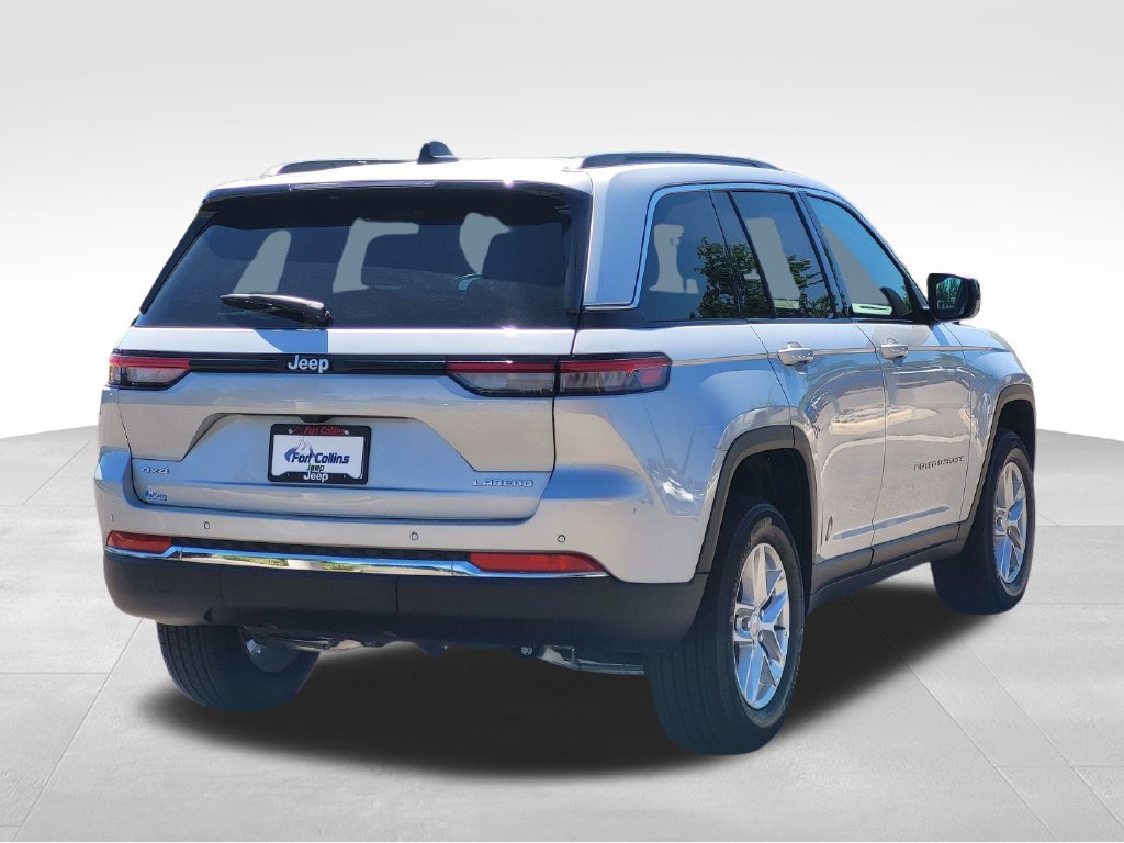 New 2026 Jeep Grand Cherokee Laredo X AWD/4WD image 5