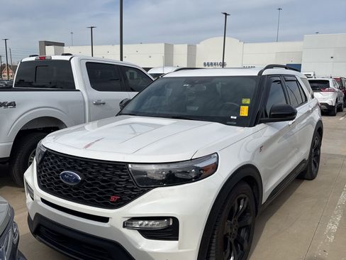 Used 2023 Ford Explorer ST w/ Equipment Group 401A image 1