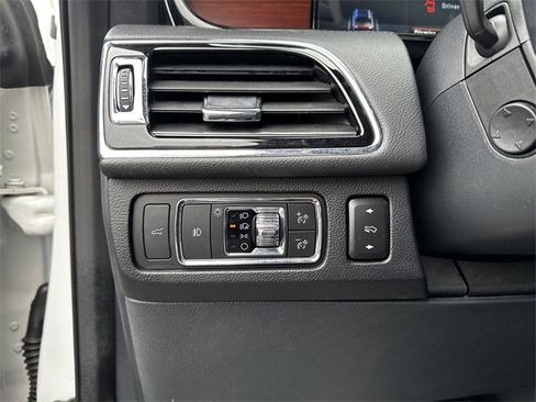 Certified 2022 Lincoln Navigator Reserve image 28