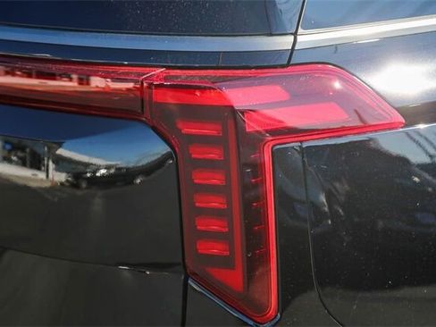 New 2026 Kia Carnival SX Prestige image 9